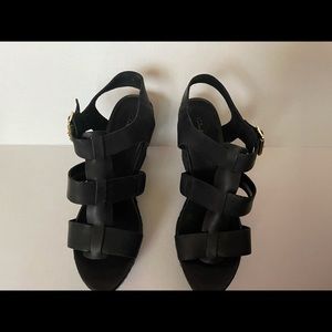 Women’s 8.5 Black Heels